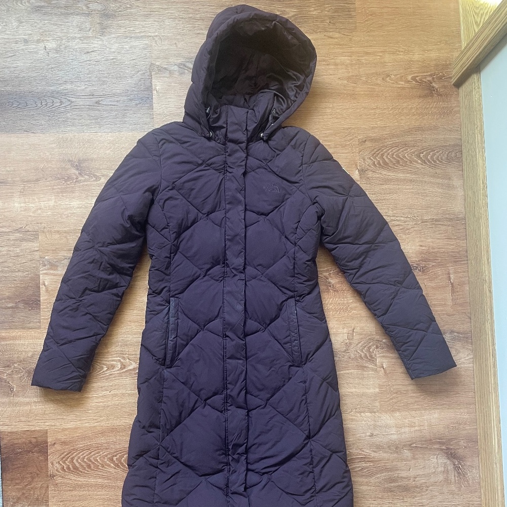 Woman’s XS The Northface Long Down Jacket